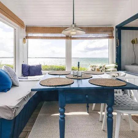 Semesterbostad 4 Person In Martofte